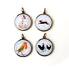 SECONDS 4 x Vintage Image Resin Pendants (793)