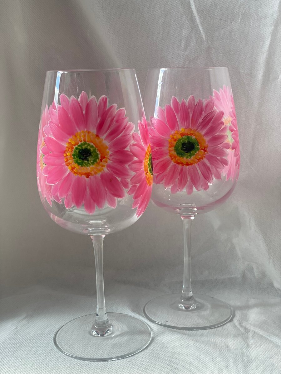 Large wine glass with pink Gerberas 