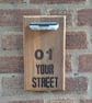 House number-name sign