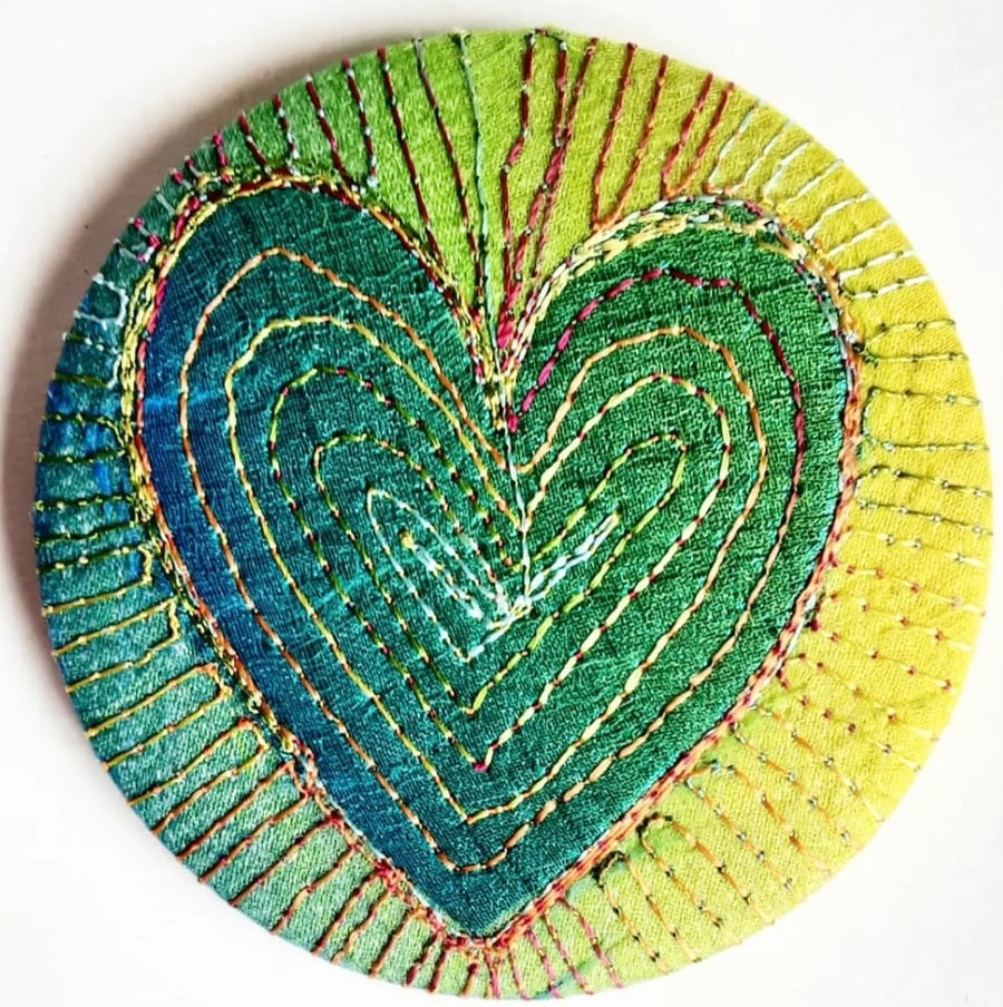 58mm Fabric Pocket Mirror with Free Machine Embroidery