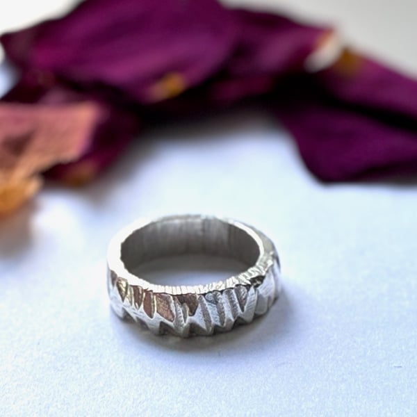 Hand Carved Ring size M