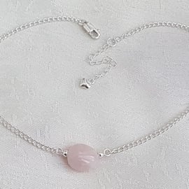 Gorgeous Rose Quartz Bead Choker Necklace.