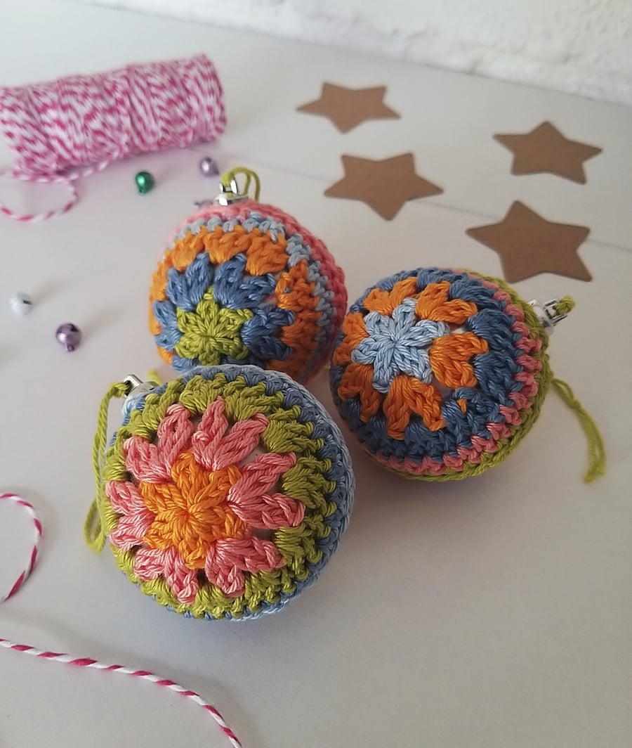 Crochet Christmas Baubles. Set of 3 