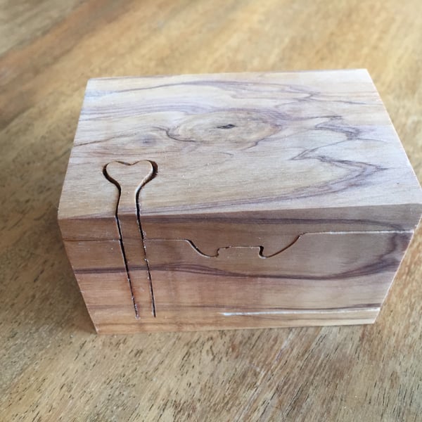 Puzzle box in Olive wood