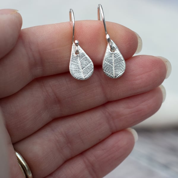 Silver Teardrop Leaf Pattern Earrings, recycled silver leaf drop earrings, 