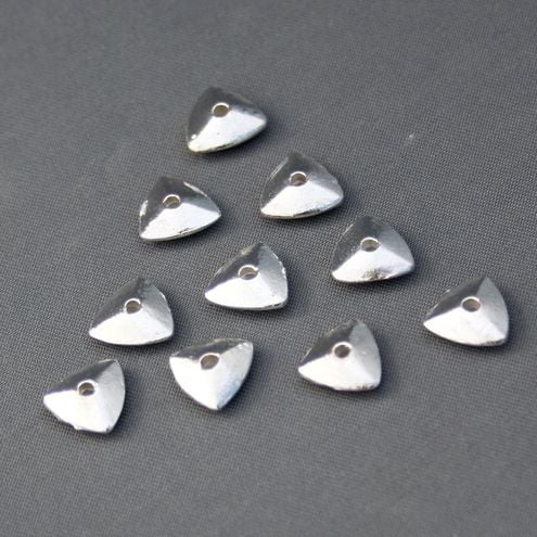 metal triangle beads   - 10 pcs