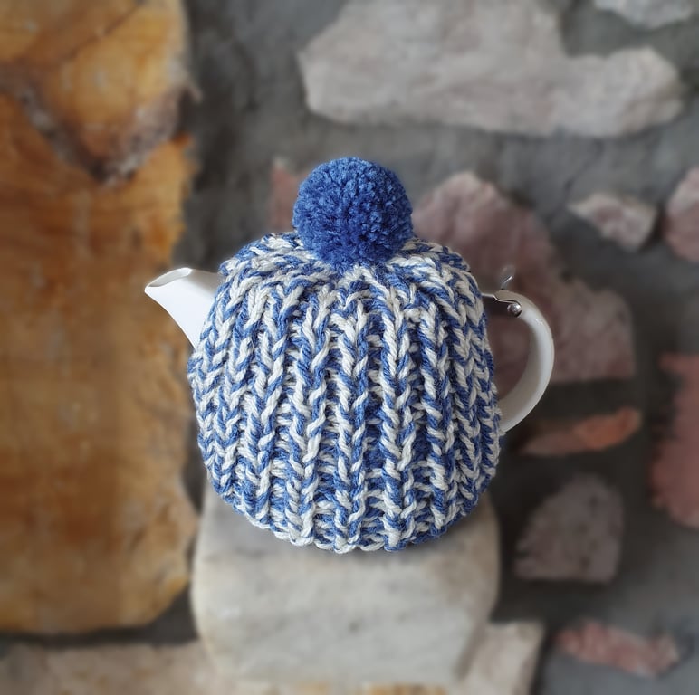 Tea Cosy, Cozy, Tea Pot Cover, Suki, For Life Stump Compatible, Hand Knitted