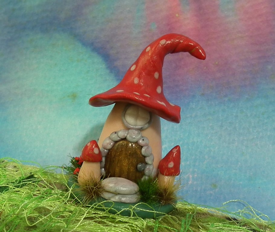 Tiny Wildwood Spryte House OOAK Sculpt by Ann Galvin