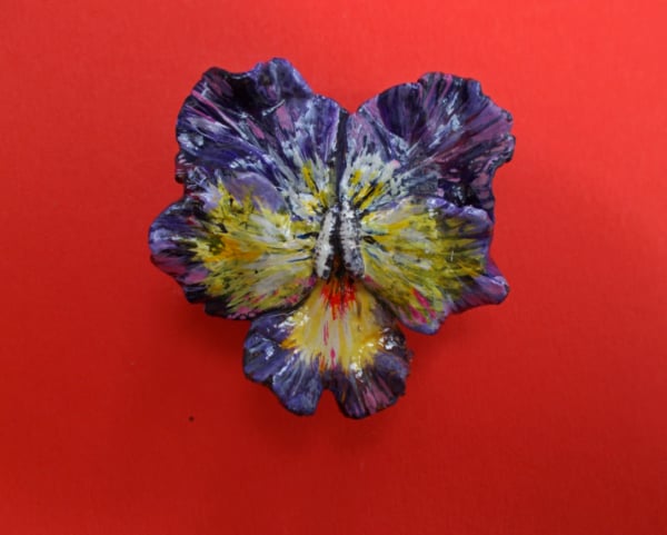 PURPLE PANSY BROOCH Viola Remembrance Clay Lapel Flower Pin HANDMADE HANDPAINTED