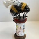 Bobbinbee - Knitted Bee on a vintage wooden bobbin