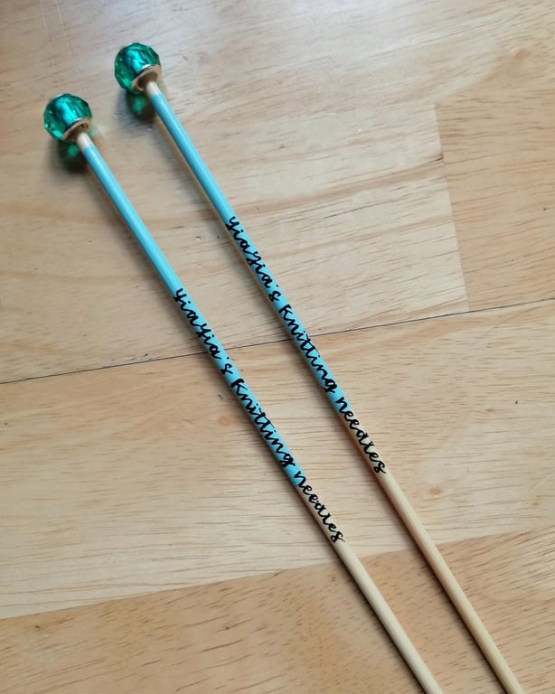 Personalised knitting needles - beaded and painted knitting needles - pretty kni