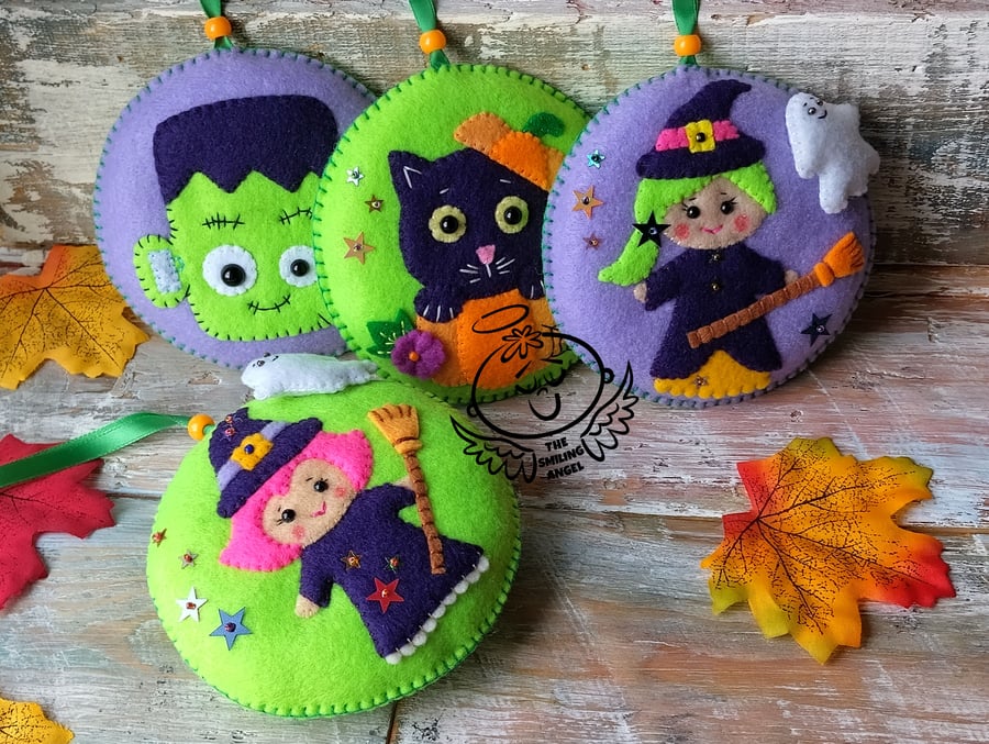 Set of 4, Halloween decorations, Halloween felt ornaments, Hanging ornament