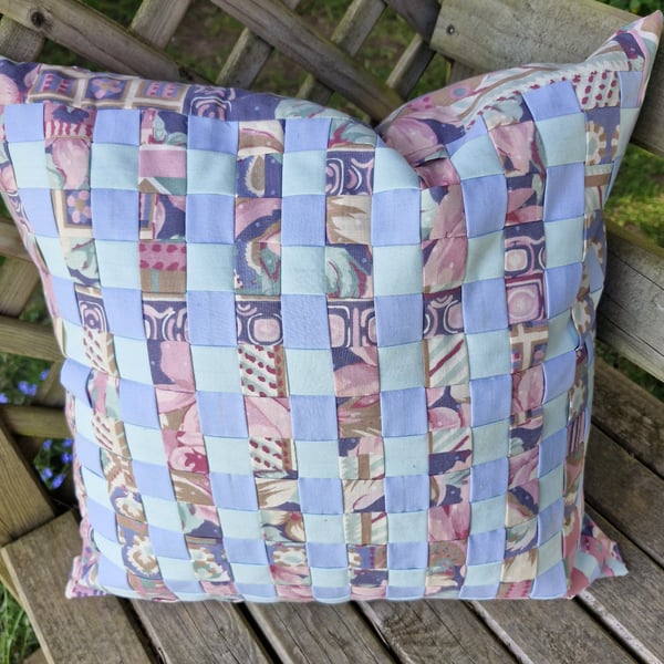 Gorgeous hand crafted woven fabric 45cm cushion with new pad