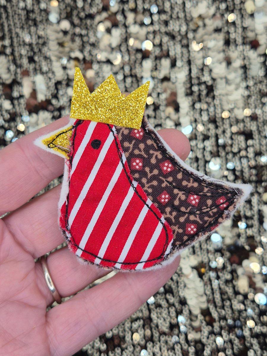 Christmas Robin Badge