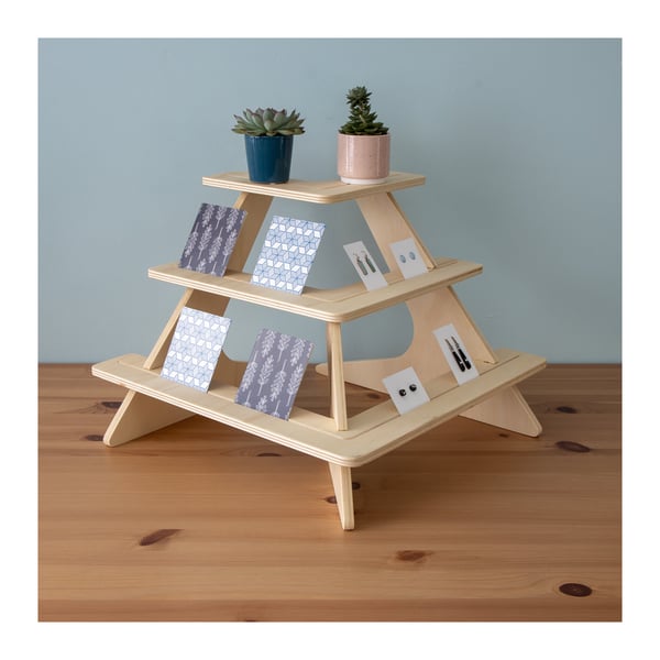 Corner Display Stand with 90 Degree 3 Tier shelving for Market Stalls, Crafts