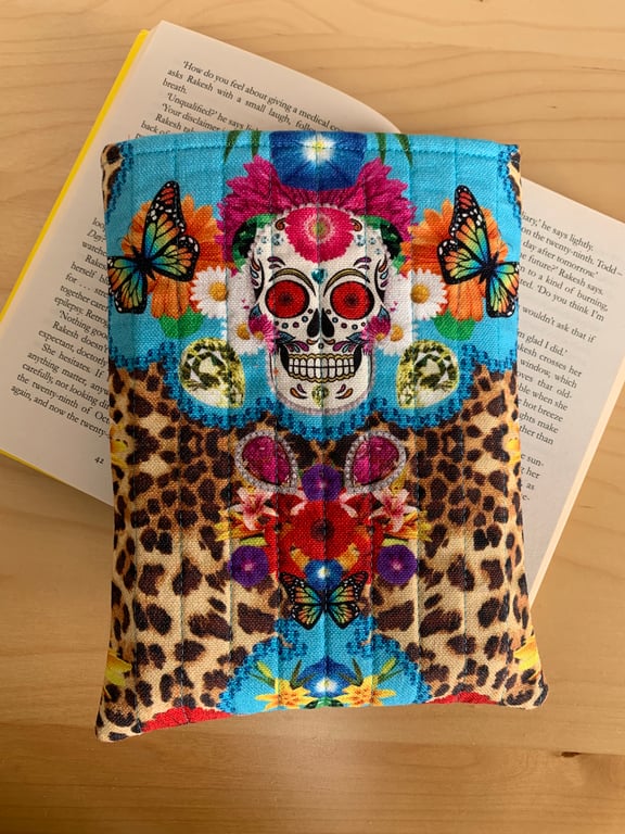 Day Of The Dead Skulls Quilted Fabric Book Sleeve - Paperback Size