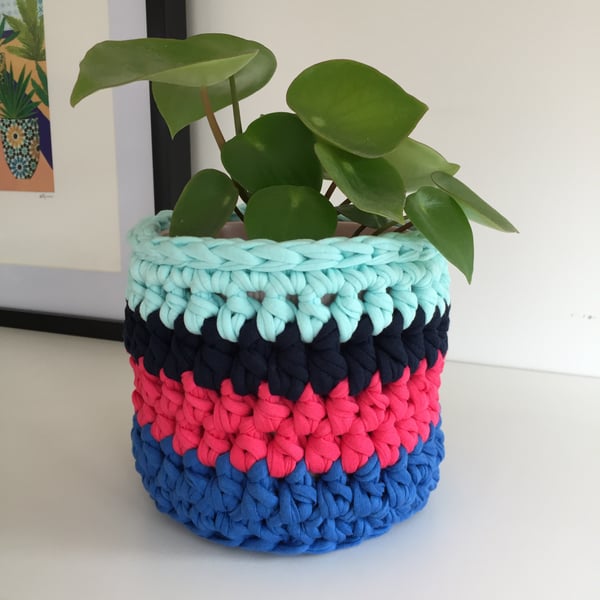 Crochet plant pot cover made with upcycled tshirt yarn - turquoise small