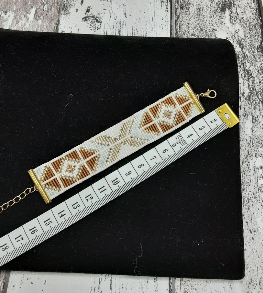 Handmade beaded bracelet