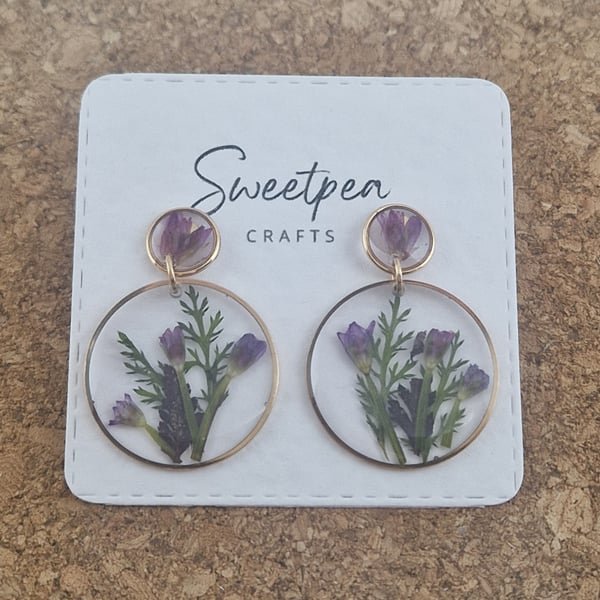 Pressed flower resin earrings