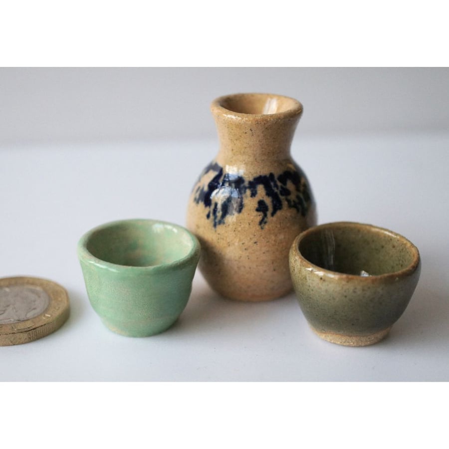 Set of 3 tiny miniature pottery nanopots