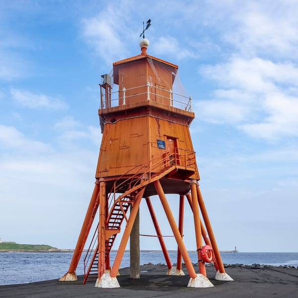 Herd Groyne lighthouse