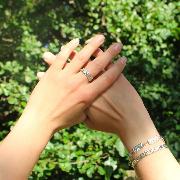 'Liberty' Band Ring