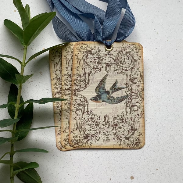 GIFT TAGS, Vintage -style. ( set of 3) ' Bird in Flight'..ready to ship...