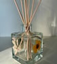 Pressed flower reed diffuser