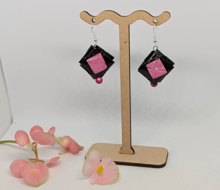  Black and pink Japanese paper earrings