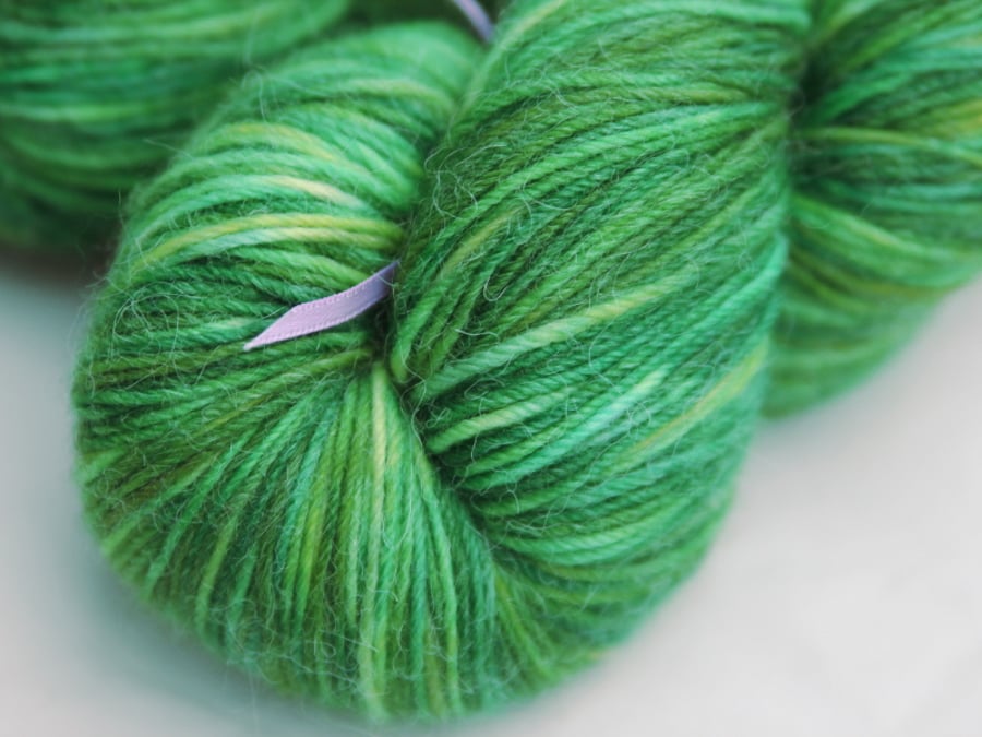 SALE Genie - Squashy merino-alpaca-nylon 4-ply yarn