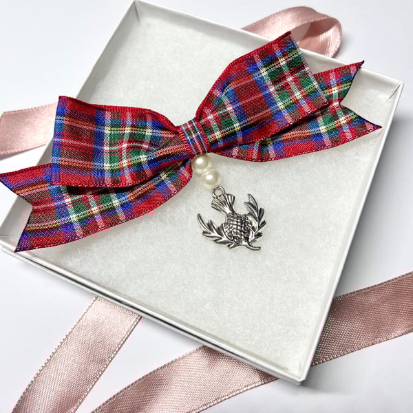Red Royal Stewart Tartan Brooch - Silver Tone Thistle Charm Clan Plaid Bow
