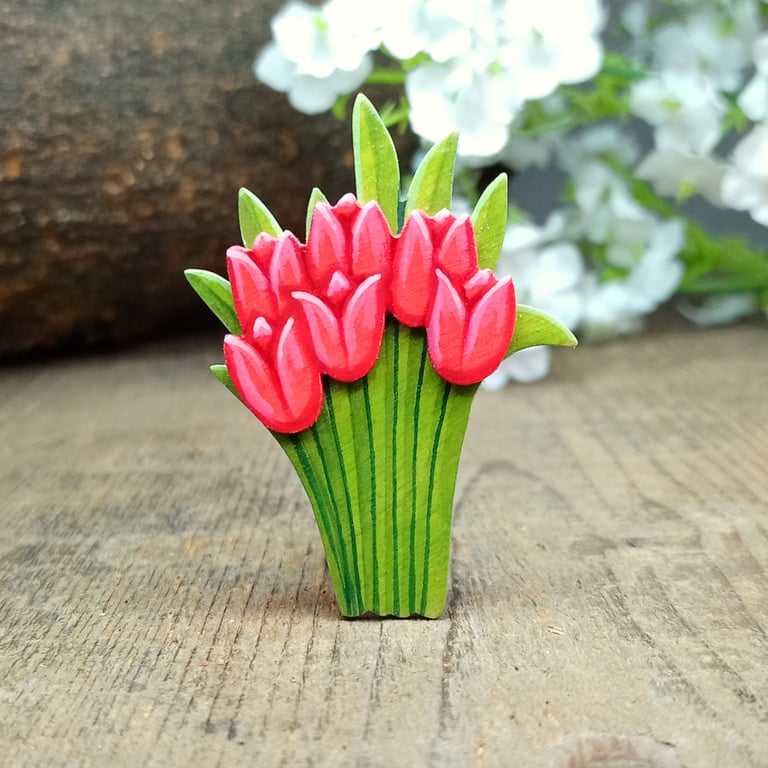 Tulip Gift, Handmade Tulips Brooch Pin, Red Tulip Bouquet, Painted Flowers Badge