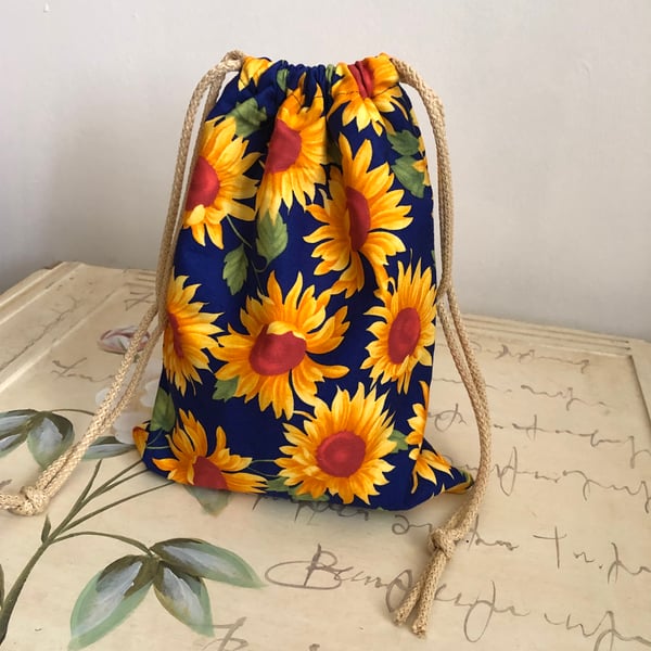 Small Drawstring bag in a beautiful sunflower design.