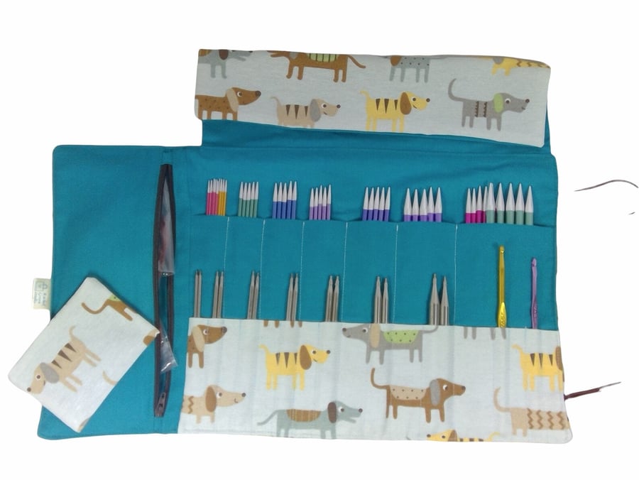 interchangeable and double pointed needle case with dogs, knitting needle pouch,