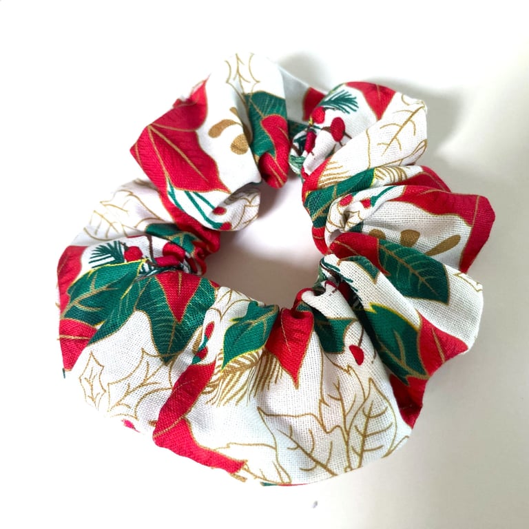 Christmas Scrunchie White Poinsettia Print