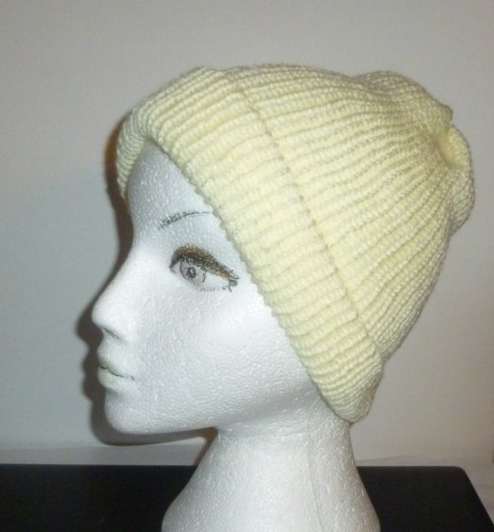 machine knitted beanie hat adult size 