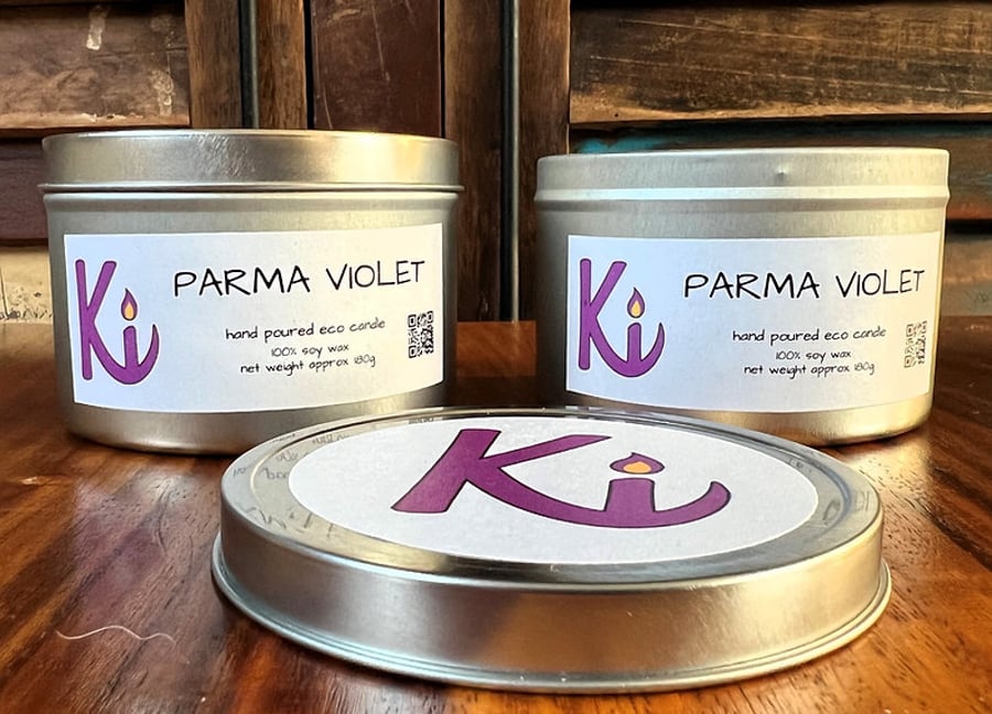 Parma Violet scented soy candle in a silver tin