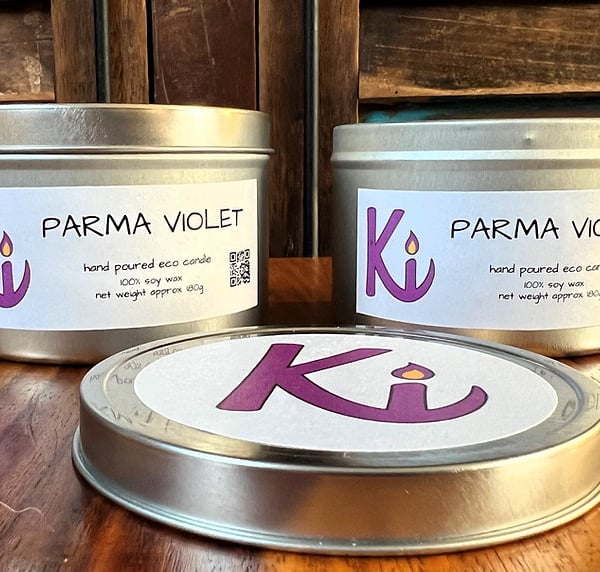 Parma Violet scented soy candle in a silver tin