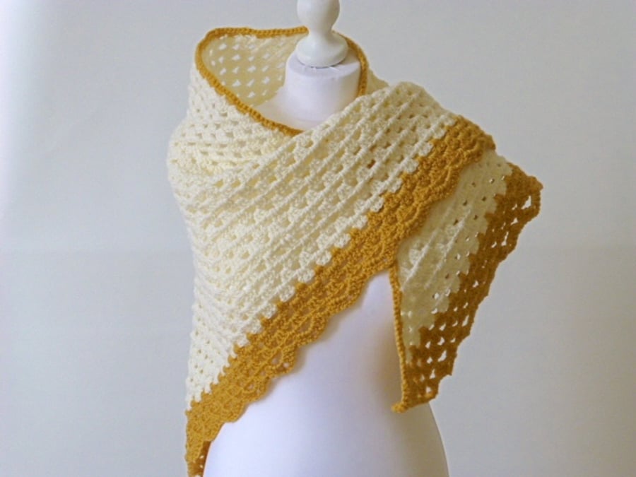 Cream crochet triangle shawl, crochet wrap, crochet neckwarmer, wedding wrap