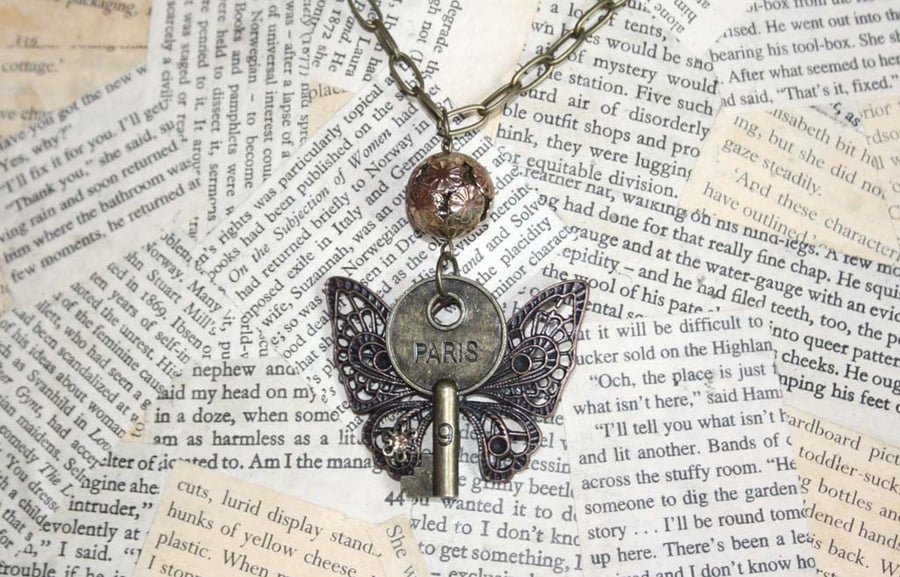 Butterfly Paris Key Flower Necklace