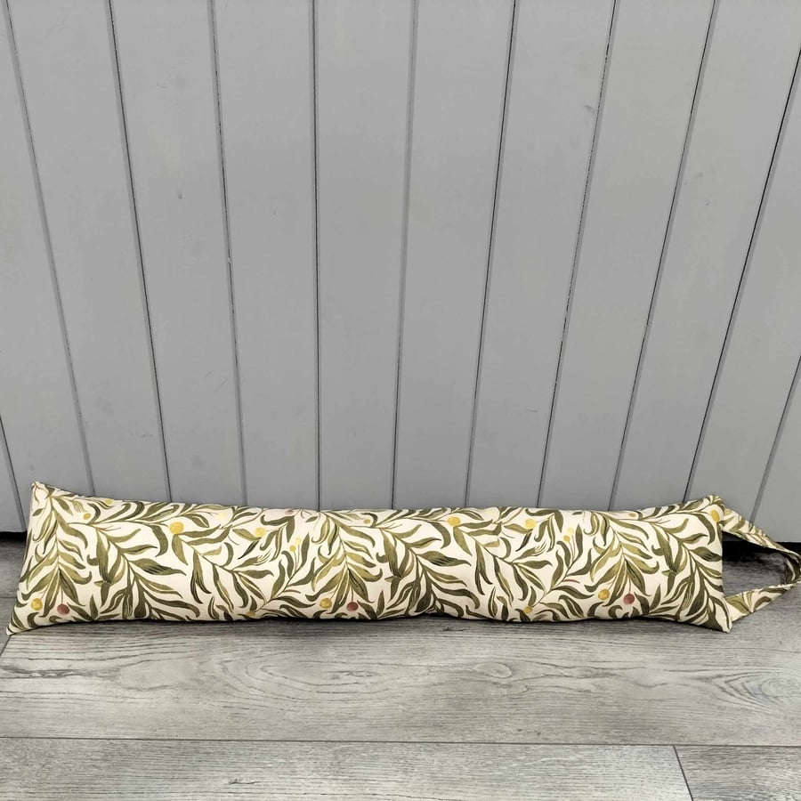 DE02  Decorative leaf draught excluder