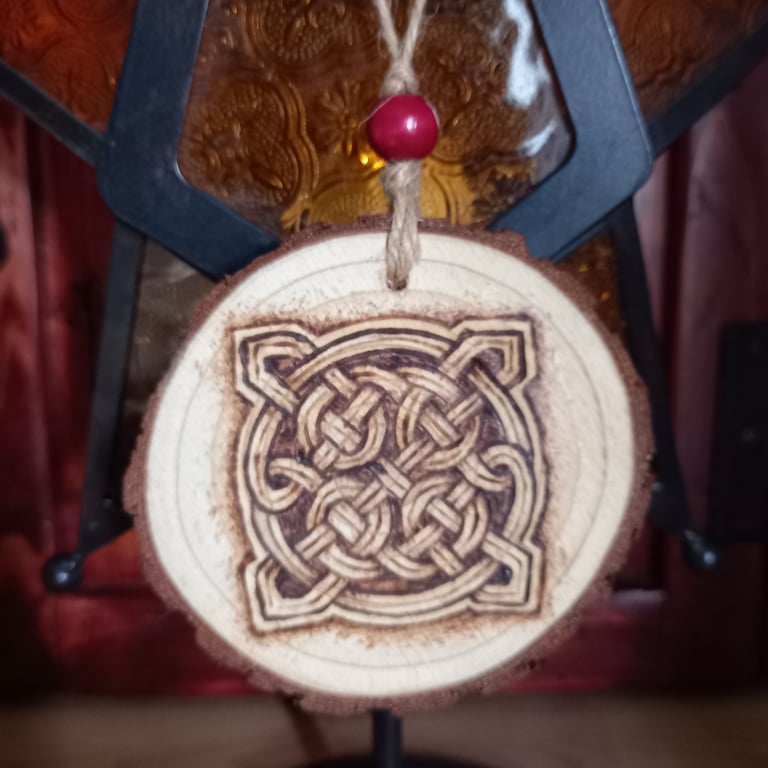 Pyrography Celtic knotwork wood slice hanging decoration