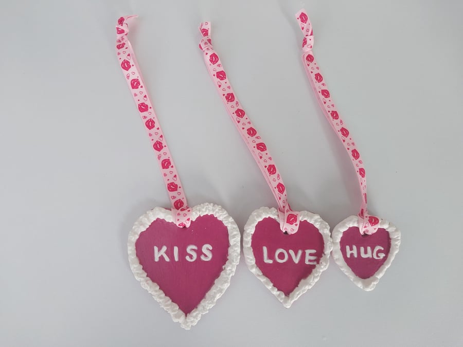 Valentine Hearts 3 Message Hanging Heart Decorations