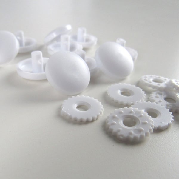 10 Nylon Cover Button Blanks Size 17 11mm