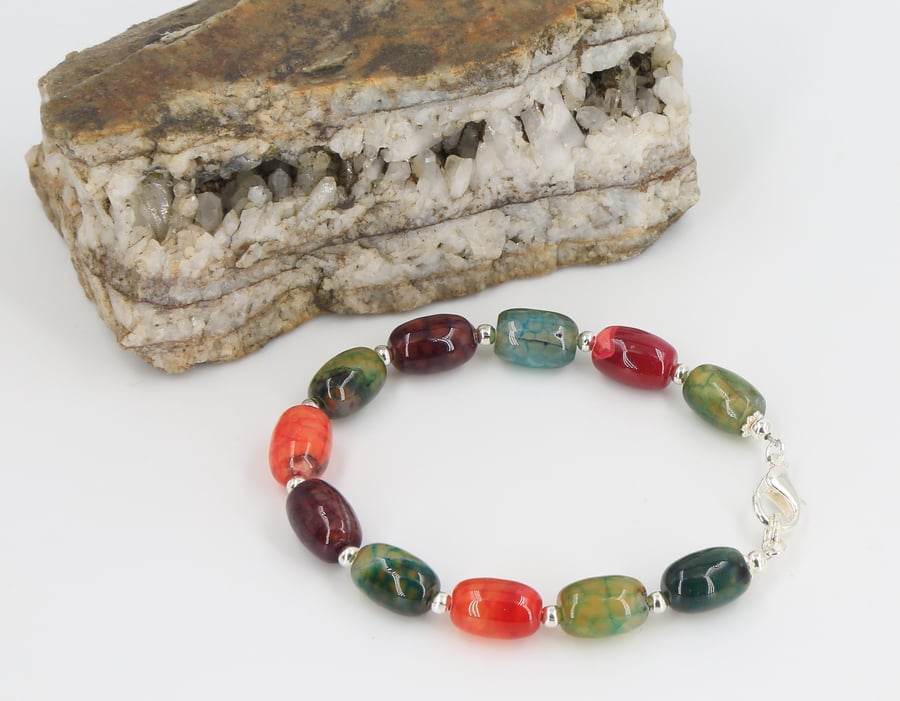 Multicoloured cracked agate natural stone barrel shaped bead bracelet