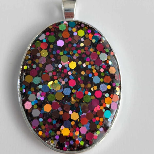 Large Oval Pendant With Multicoloured Chunky Glitter