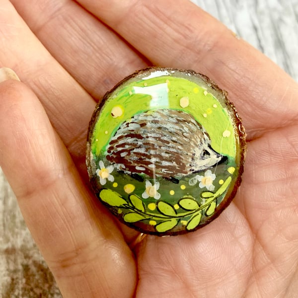 Cute Painted Hedgehog Wood Slice Brooch Pin Handmade Jewellery Gift