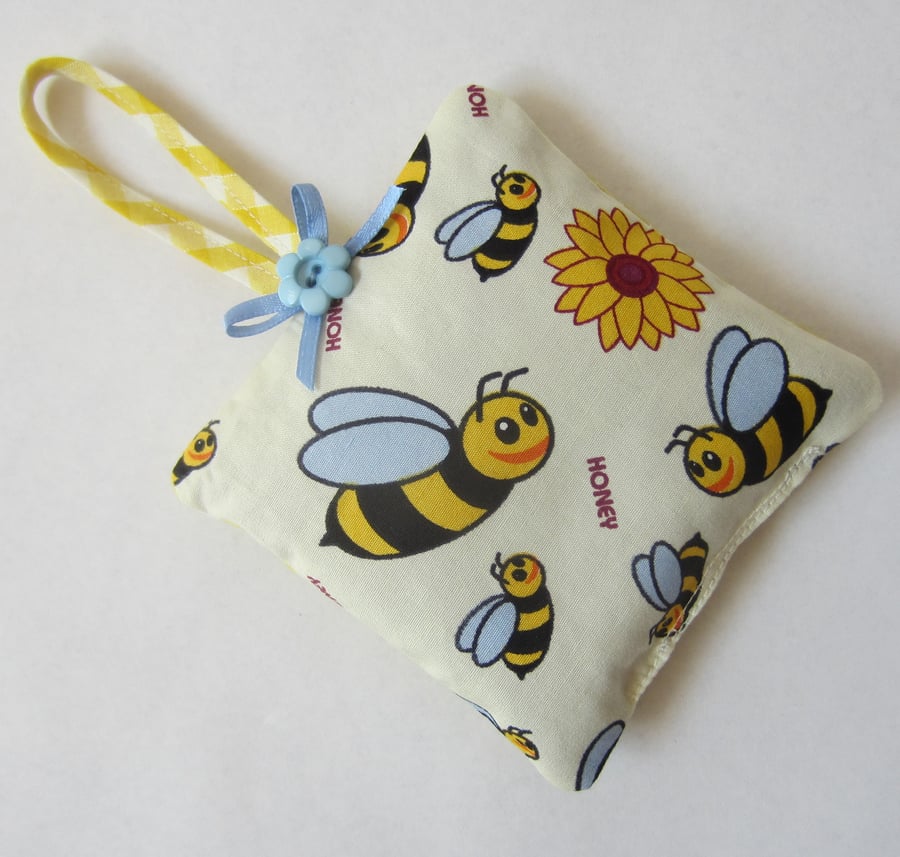 Hanging Honey Bee Lavender Bag