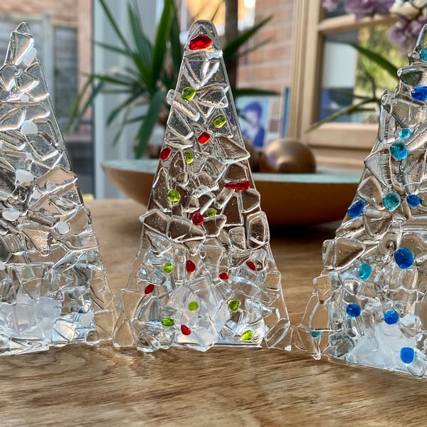 Fused glass Christmas tree t-light shades