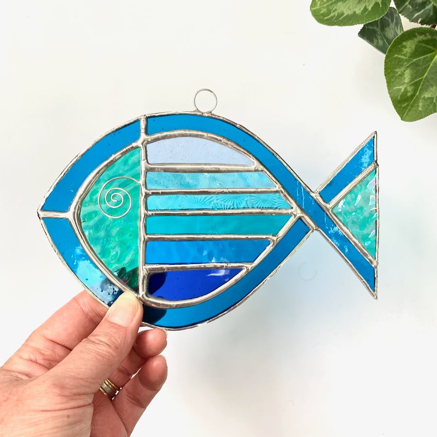 Stained Glass Striped Fish Suncatcher - Hanging Decoration - Turq and Blue